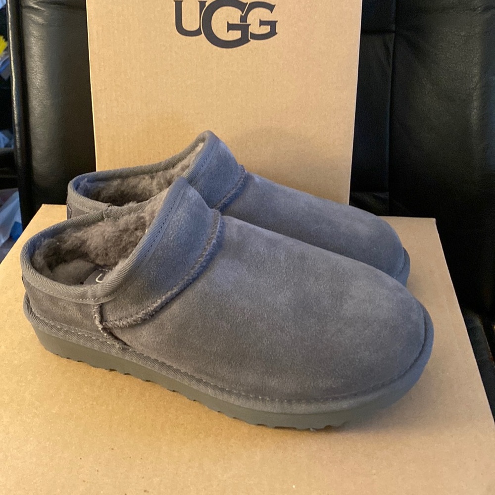 UGG Classic Slippers